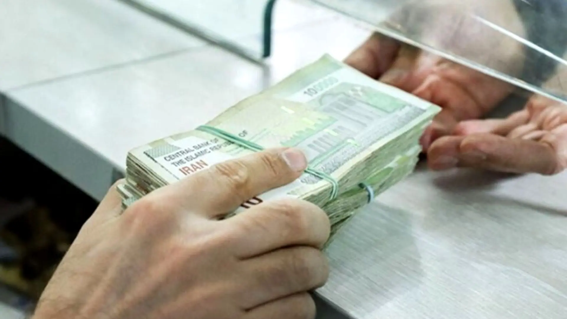 شرایط دریافت وام ۵۰۰،۰۰۰،۰۰۰ میلیونی بانک ملی خرداد ۱۴۰۴ / بدون ضامن و غیر حضوری وام بگیرید 