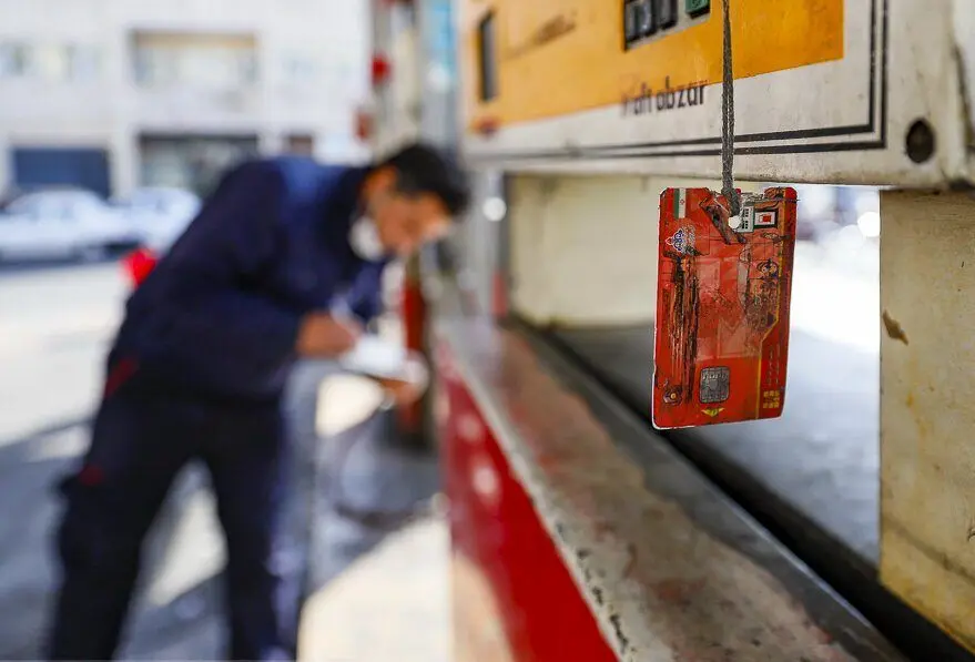 امکان ذخیره سهمیه بنزین خودروها نصف شد