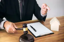 این هزینه ها با مستاجر است یا مالک ؟ + لیست همه هزینه ها