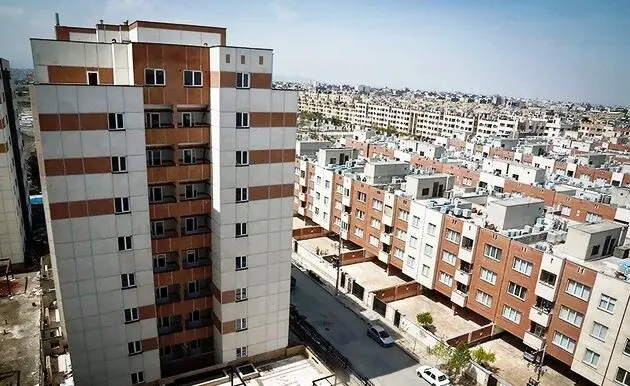 قول وزیر راه و شهرسازی به مردم درباره مسکن / تا پایان سال ۱۴۰۴ صبر کنید