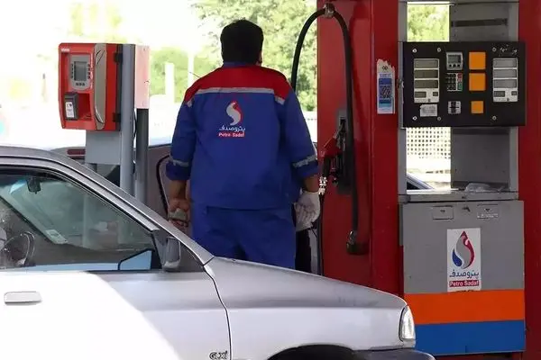 آیاسهمیه بنزین خودروهای کارکرده با تعویض پلاک حذف می‌شود؟