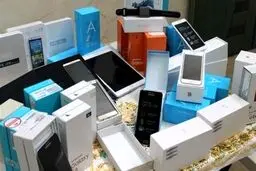 شرایط جدید واردات موبایل به ایران اعلام شد /طبقه‌بندی تلفن‌های همراه لوکس