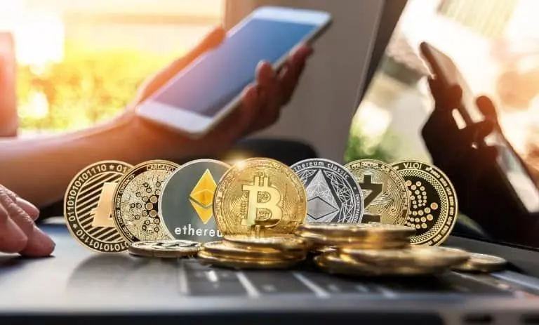 پرریسکترین و کم ریسکترین رمزارز برای سرمایهگذاری ایرانیها