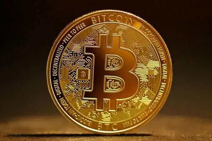 صعود بیت کوین تا  ۳۵۰ هزار دلار ، آرامش پیش از سقوط؟