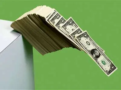 دلایل ریزش قیمت دلار را ببینید