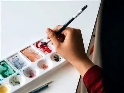 تاریخچه و توسعه هنر درمانی