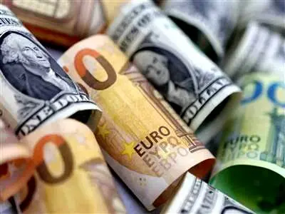 قیمت انواع ارز دلار و یورو در بازارهای مختلف 25 شهریورماه