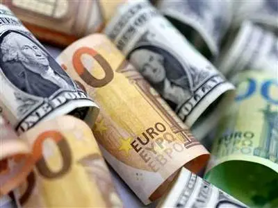 قیمت انواع ارز دلار و یورو در بازارهای مختلف 25 شهریورماه