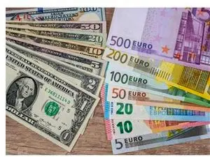 قیمت دلار و یورو در بازارهای مختلف 21 مهرماه/ دلار تغییر کانال داد
