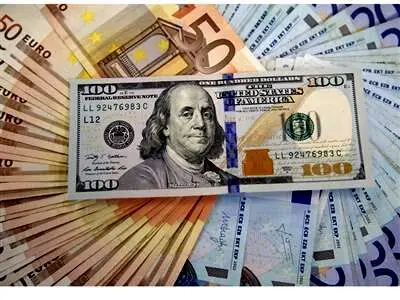 قیمت دلار یورو و ارز در بازارهای مختلف 2 آبان