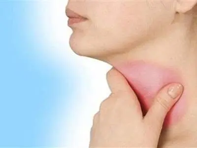 7 نشانه کم‌کاری تیروئید