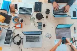 صاحبان مشاغل خانگی از ۴۵ تا ۱۵۰ میلیون تومان وام دریافت می کنند/ سود وام‌ ۴ درصد، بازپرداخت ۷ سال 