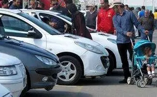 پیش‌بینی نوسان ۵ تا ۱۰ درصدی قیمت خودرو در ماه آینده/ خریداران اقدام کنند