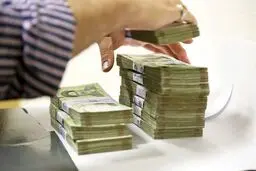 افزایش حقوق سال آینده نیامده، ضرر شد 