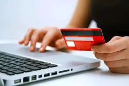 8 خرید غیرضروری که حساب بانکی شما را خالی می کند