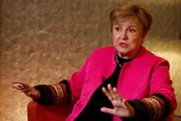 هشدار صندوق بین المللی پول درباره عواقب خطرناک ادامه جنگ علیه ایران