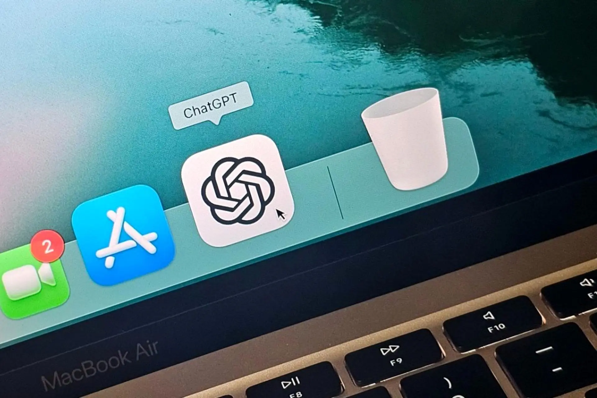 حالت صوتی ChatGPT برای کاربران مک غیرفعال می شود
