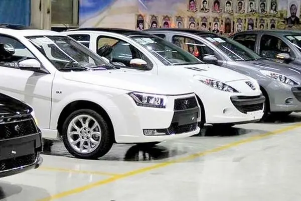 قیمت خودرو در بازار آزاد شنبه ۸ فروردین1405/جدول