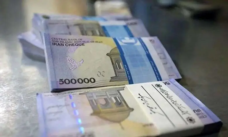 پرداخت معوقات بازنشستگا ن و  افزایش سقف وام فرزندان آنان به ۶۰ میلیون