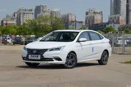 رونمایی از محصول جدید ایران خودرو مشخصات  / لگوی ایران خودرو هم تغییر کرد + تصاویر