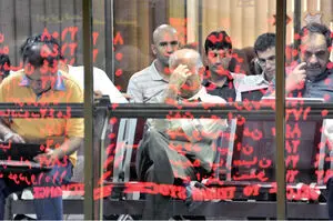 ریزش سنگین بورس؛ شاخص کل عقب‌نشینی کرد/وضعیت شاخص‌های اصلی بازار سرمایه