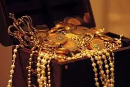  مردم با احتیاط معامله کنند/عقب‌نشینی طلا از صعود ۲ روزه