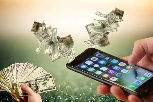 ۹ اپلیکیشن محبوب اندروید که پول شما را هدر می‌دهند