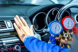علت کم شدن گاز کولر خودرو چیست؟ + ۱۰ علامت هشدار کاهش گاز کولر ماشین را بدانید