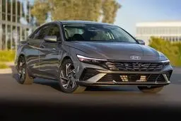 دور جدید عرضه خودروهای وارداتی از ۱۵ دی ماه آغاز می شود