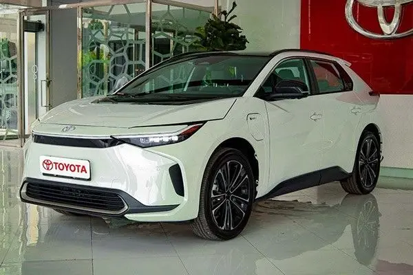 شرایط جدید فروش تویوتا برقی در ایران (آبان 1404)/جدول