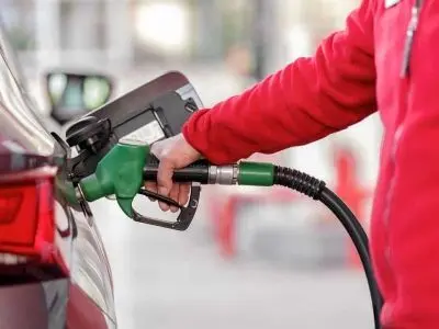 خودرو‌های دولتی و نوشماره با نرخ جدید سوخت‌گیری می‌کنند