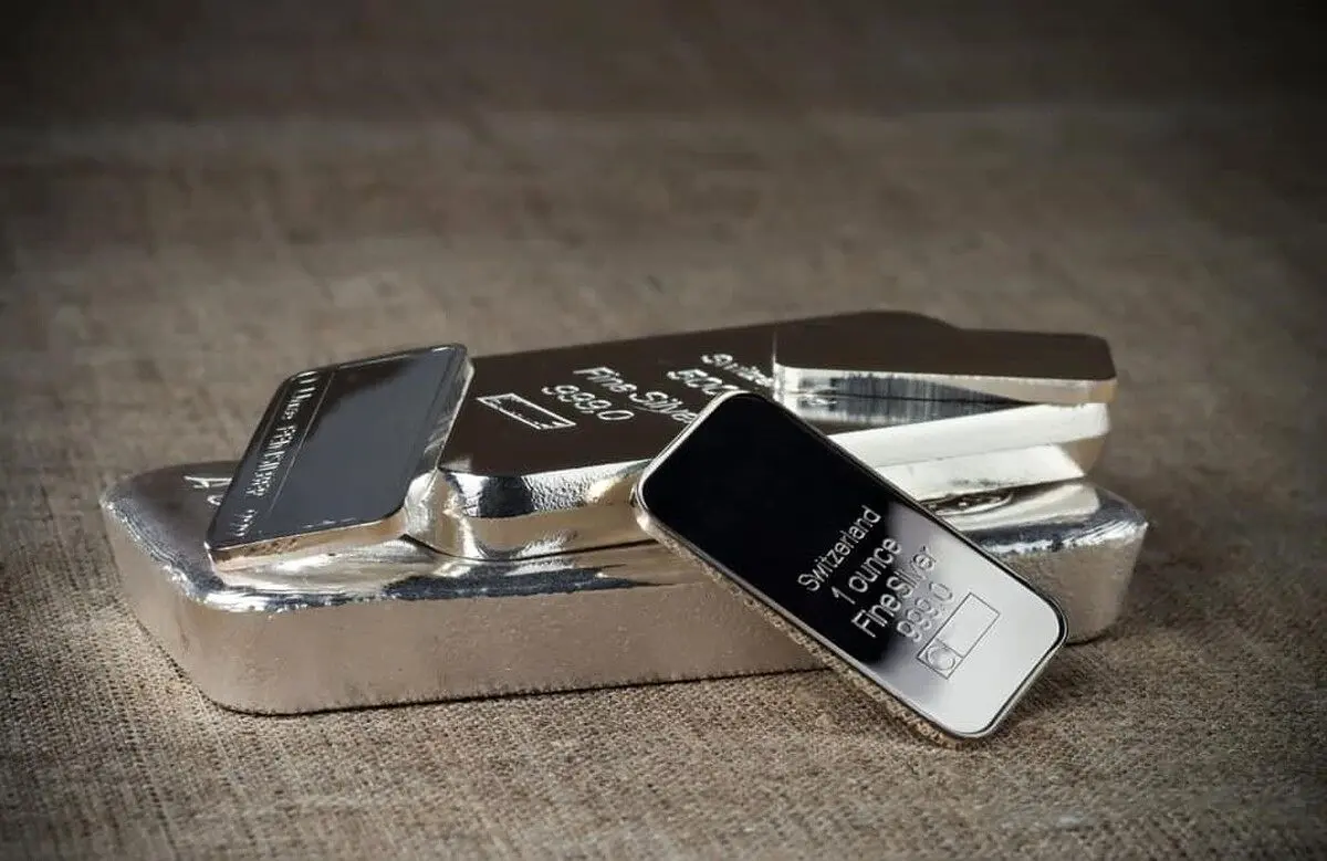 آیا خرید شمش نقره برای سرمایه‌گذاری عاقلانه است؟