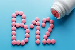 خطرات پنهان کمبود ویتامین B12 برای مغز و اعصاب! 