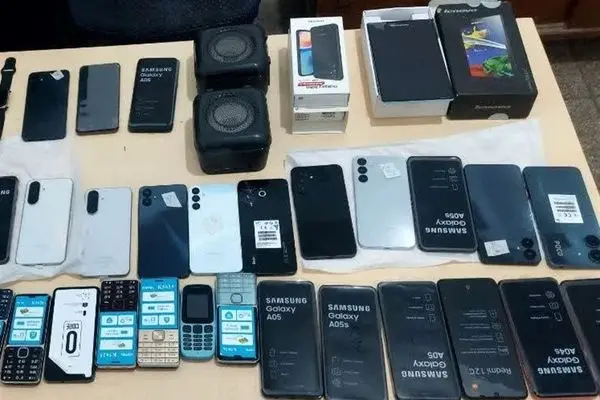 موبایل‌های وارداتی بدون شناسه ارزش ترخیص میشود 