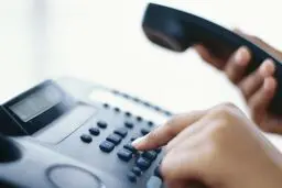 شماره تماس پشتیبانی همه بانک‌ها؛ تلفن امداد مشتریان/جدول تلفن مراکز پشتیبانی شبکه بانکی