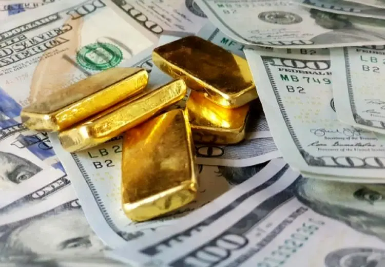 نرخ ارز دلار سکه طلا یورو امروز ۳۰ دی 1403/ کاهش قیمت‌ طلا+ جدول
