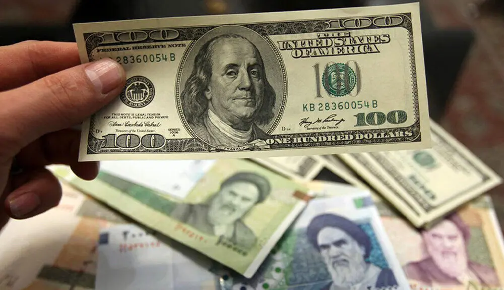 قیمت دلار واقعی نیست/ پیش‌بینی نرخ  دلار در سال جاری