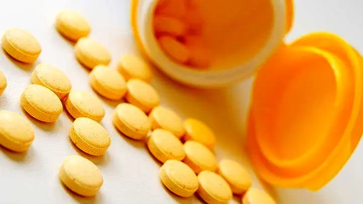 چه ویتامینی پوست را جوان می‌کند؟