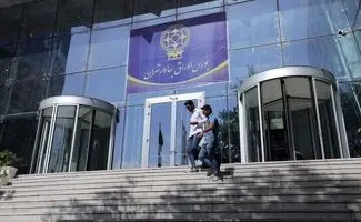 بازار سهام،‌تدریجی بازگشایی شود