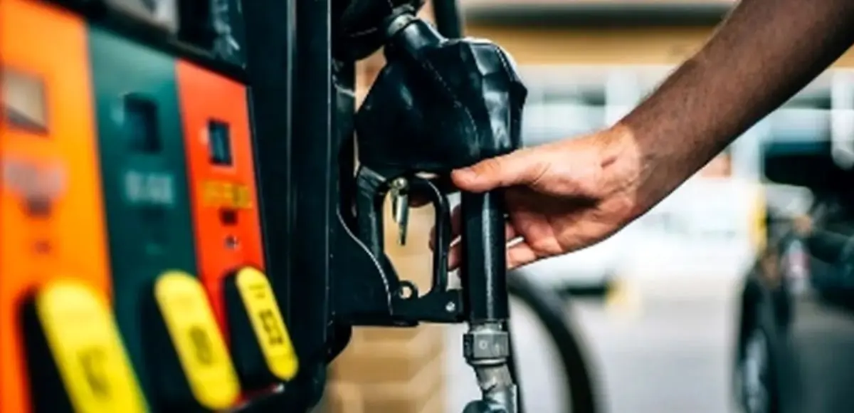 قیمت و میزان سهمیه اول و دوم بنزین اعلام شد