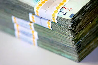 بازار داغ خرید و فروش وام/ هزینه 577 میلیون تومانی برای وام 350 میلیونی!
