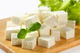 خوردن پنیر با این ۱۶ ماده غذایی ممنوع!