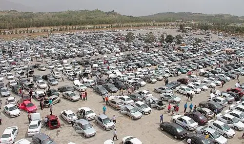 بازار خودرو در بلاتکلیفی