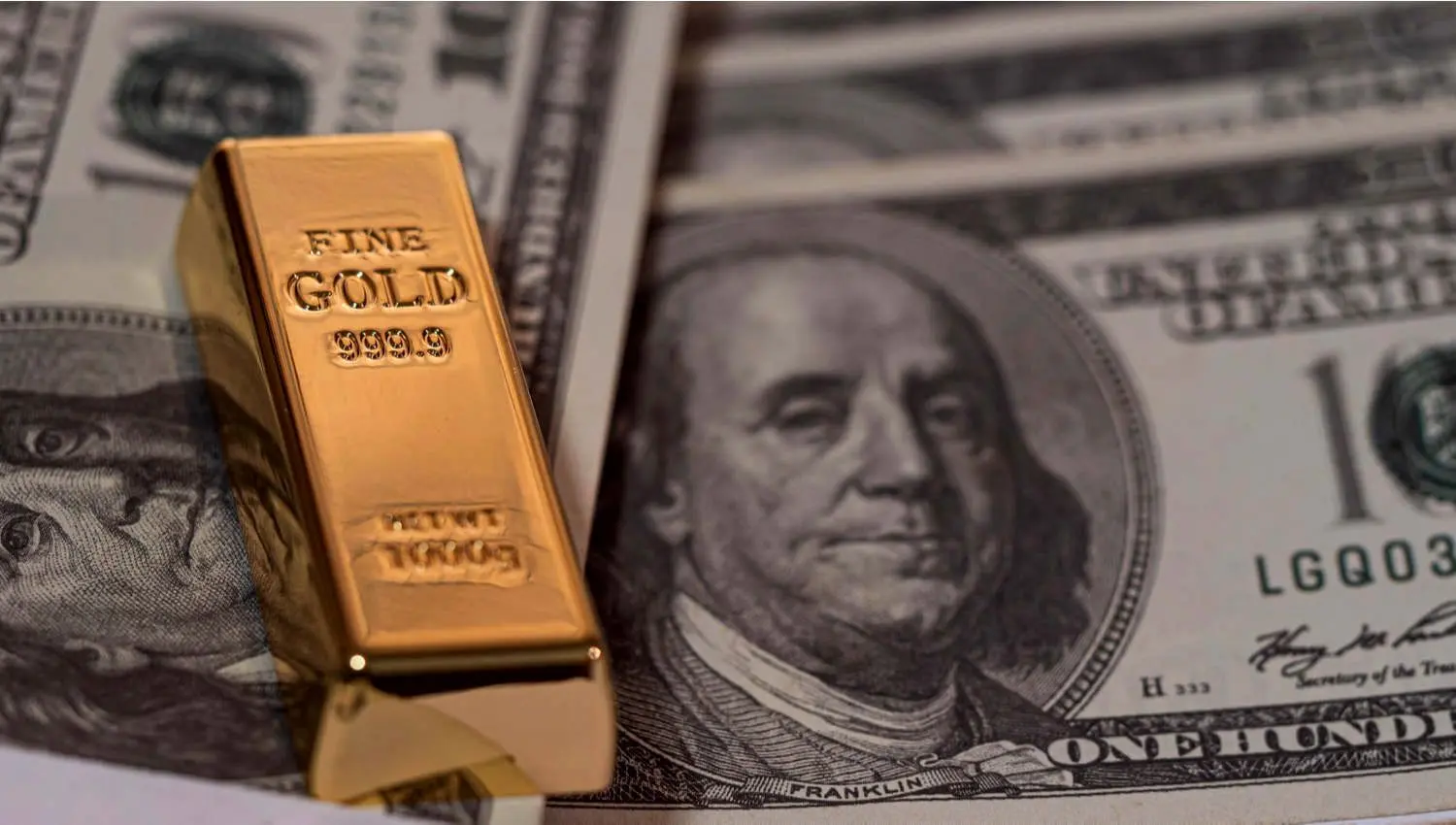  قیمت طلا، سکه، دلار و یورو امروز  ۹ بهمن ۱۴۰۴/ افزایش قیمت طلا و سکه