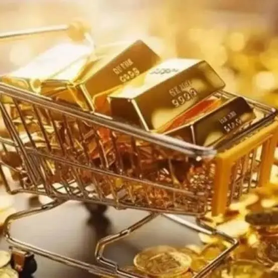 ممنوعیت بلوبانک و کیوبانک در بازار طلا/ خریداران با موجودی خود چه کنند؟