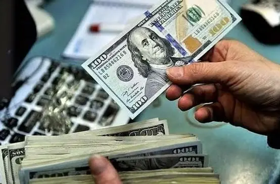 تکان عجیب در بازار ارز / دلار و پوند صعودی شدند